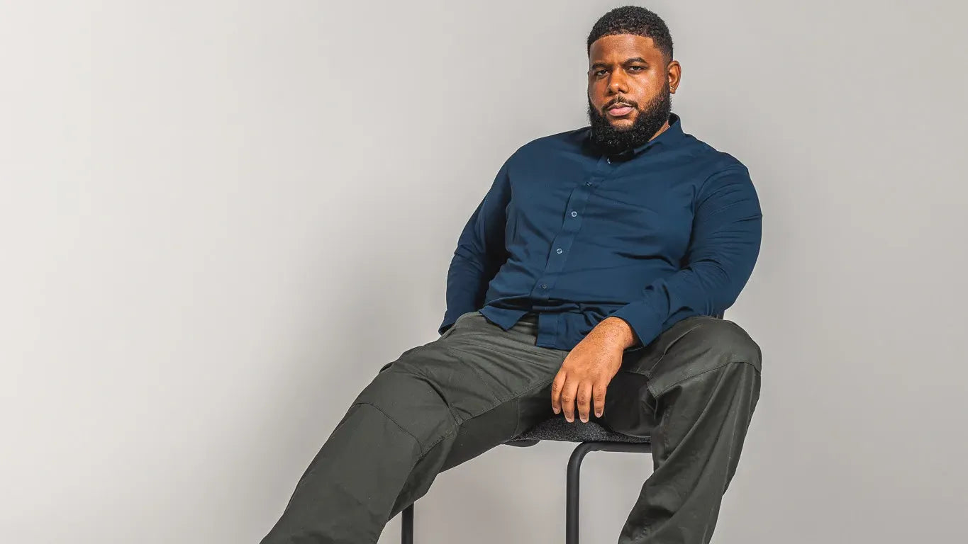 How to Strike a Pose: 15 Inspirational Plus Size Male Poses for a Fash ...